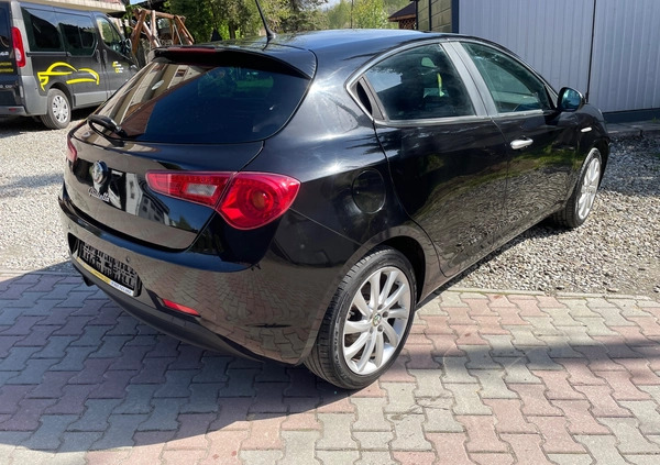 Alfa Romeo Giulietta cena 27500 przebieg: 104000, rok produkcji 2011 z Imielin małe 92